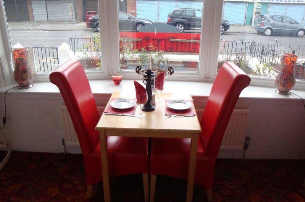 The Sandhurst Hotel Blackpool Exterior foto